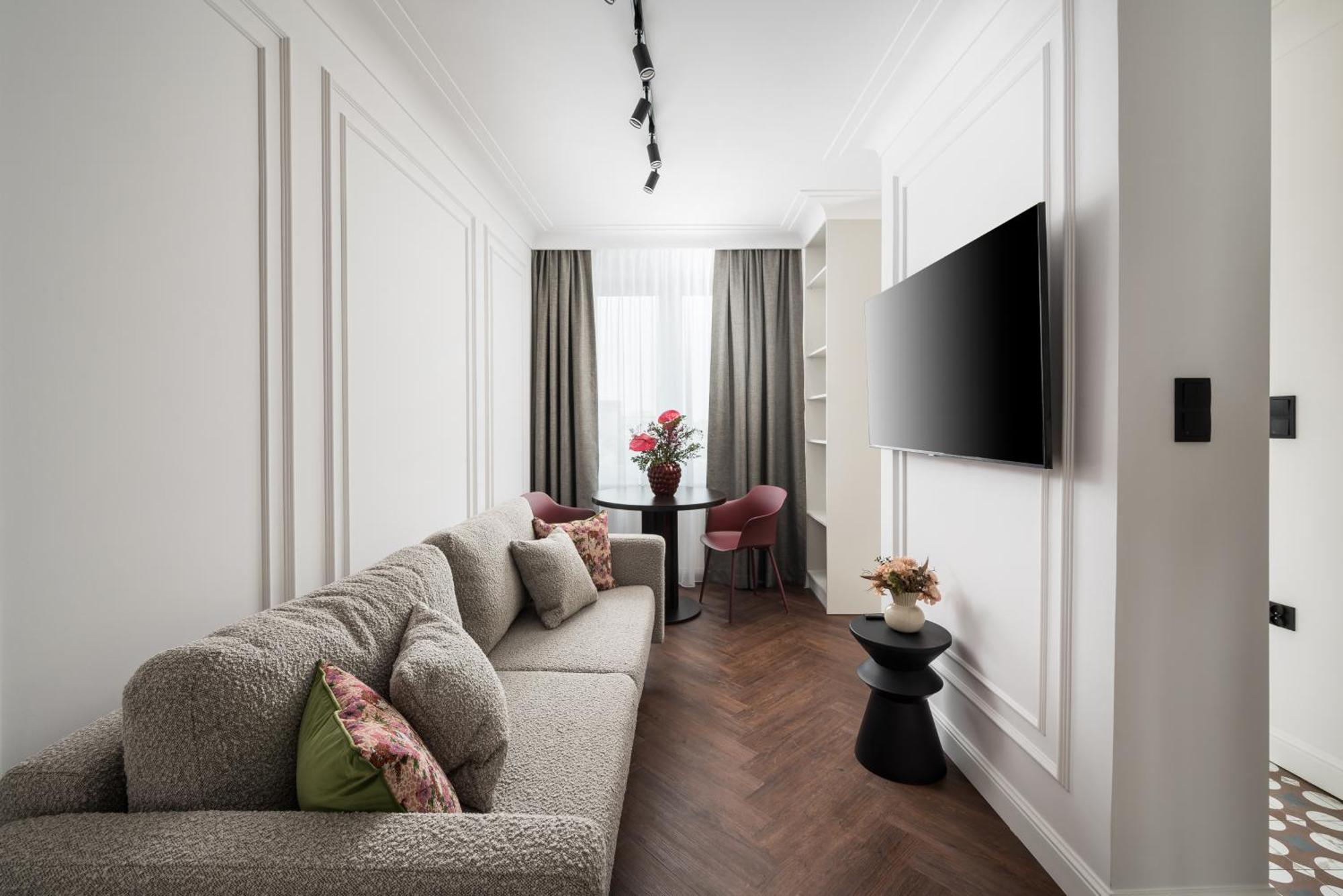 City Centre Deluxe Apartment Варшава Экстерьер фото